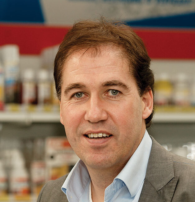 Theo Vos Directeur des Opérations | HG International